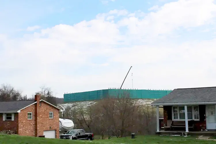 Fracking comeback faces new obstacle